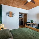 Apartment Apartmaji Lipa *