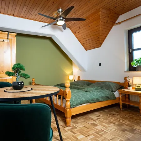 Apartmaji Lipa Apartment *