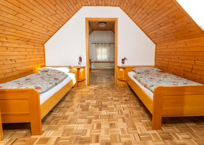 شقة Apartmaji Lipa بوينج