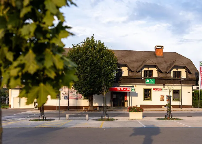 Apartmaji Lipa شقة